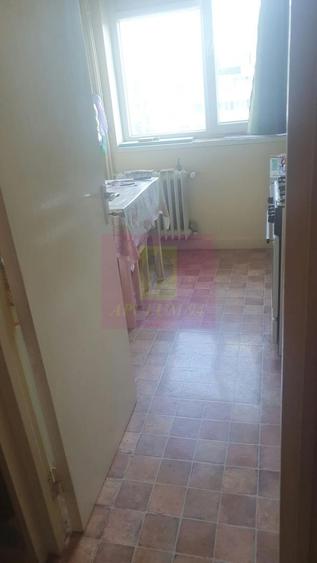 Ap 3 camere , Uverturii, metrou Lujerului - pret imbatabil