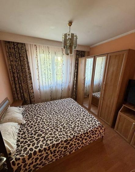 Apartament 3 camere semidecomandat, Craiovita Noua Orizont