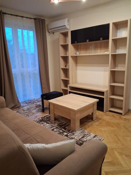 Aprtament 2 camere mobilat si utilat.