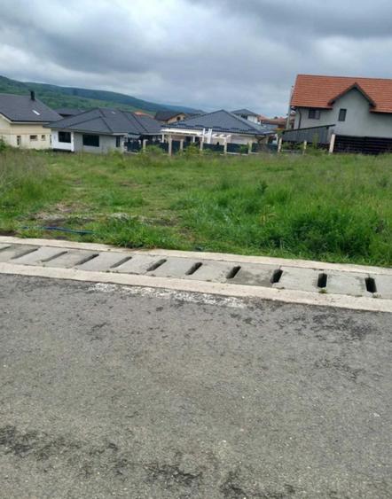 Teren de vanzare Chinteni 500mp front 16ml pentru casa individuala