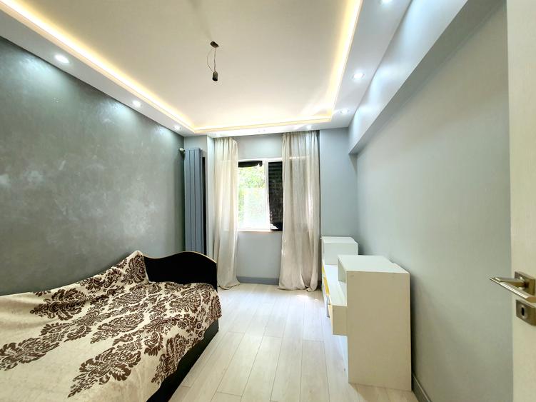 Apartament 4 camere de închiriat codtin georgian