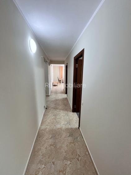 Apartament 3 camere renovat complet cu garaj Valea Garboului - 13
