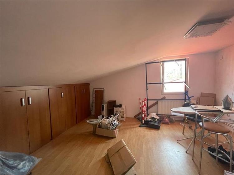De inchiriat spatiu comercial zona 7 noiembrie 1899 mp