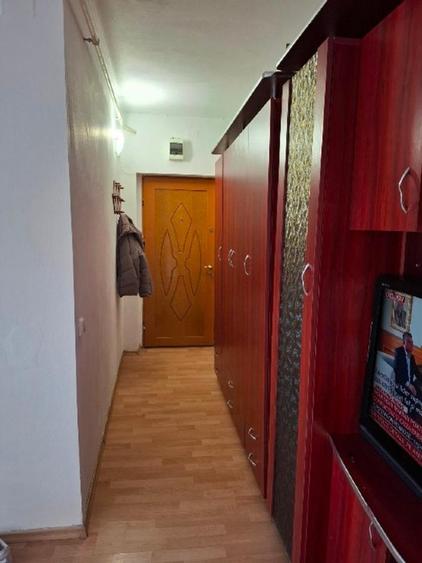 Vând apartament 2 camere