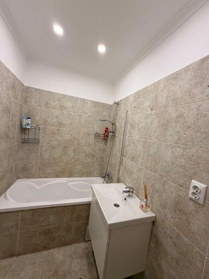 Vând apartament 2 camere Militari Residence/Tineretului 17