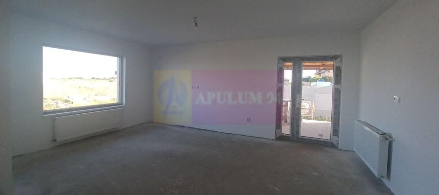 Săbăreni, casă nouă parter 137 mp, curte 400 mp