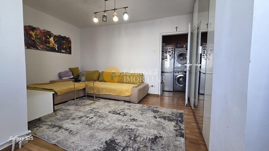 2 CAMERE DECOMANDAT--ETAJ 4 DIN 10--MOBILAT SI UTILAT-- ALPHA BANK PACURARI - 3