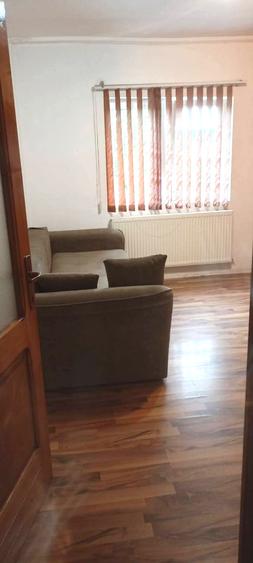 Garsoniera 25mp zona Spital Vechi mobilata Pret 37.000eur neg