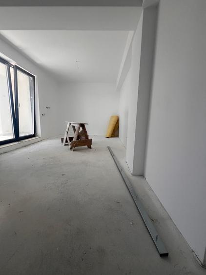 APARTAMENT 3 CAMERE DE VANZARE SOSEAUA CHITILEI