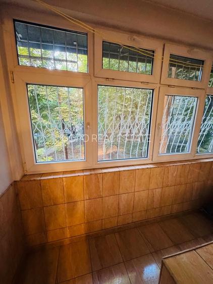 Apartament cu 3 camere de vanzare Drumul Taberei - 12