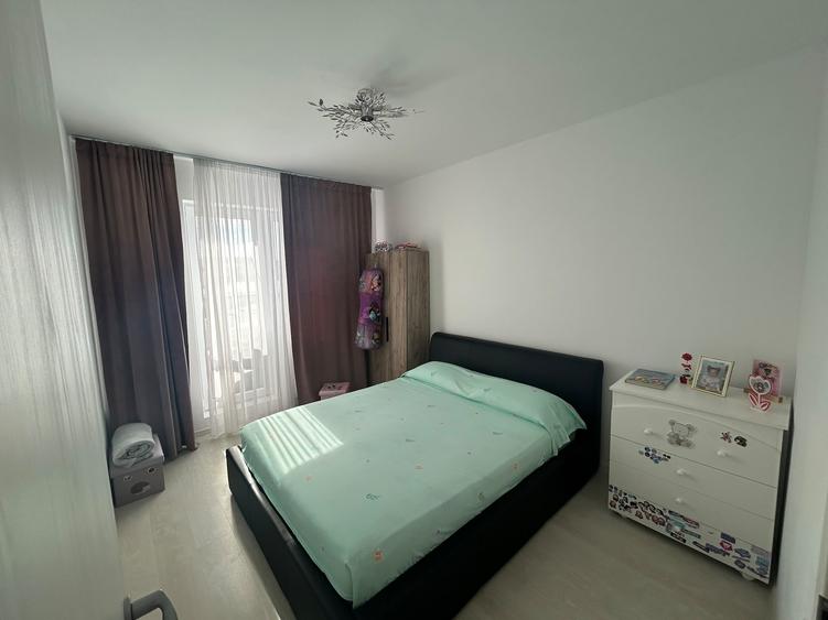 Apartament 2 camere decomandat, mobilat, utilat, metrou Berceni