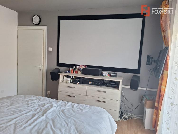 Apartament spatios cu 4 camere, 2 locuri de parcare – zona Iulius Mall