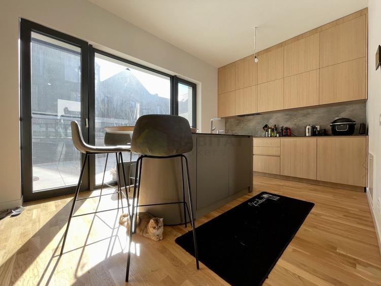 Vila 6 camere / Townhouse Avalon Estate