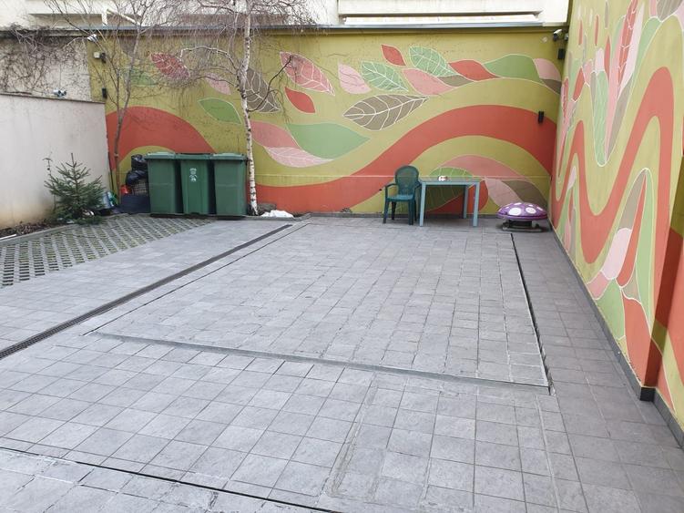 SPATII DE BIROURI LUX, PIATA ROMANA