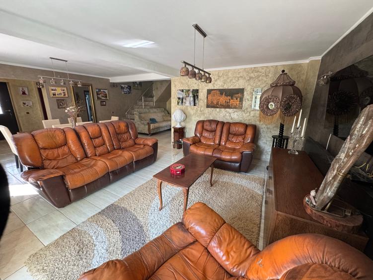 ? De vânzare – Casă P+1, 220 mp construiți, teren 400 mp – Agigea, Constanța
