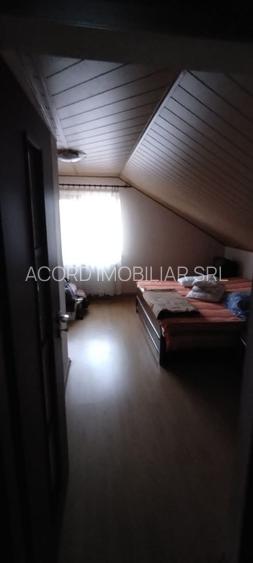 Casă / Vilă cu 6 camere în zona Kamsas - 12
