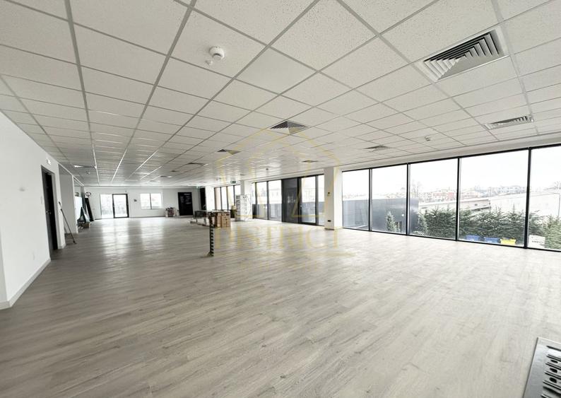Spațiu de birouri/showroom cu terasa 40mp | Giroc