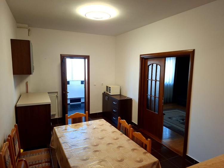 2 camere Tudor , mobilat / utilat , liber / bloc nou!