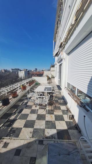 Apartament tip penthouse 40mp terasa 5 camere 200mp utili
