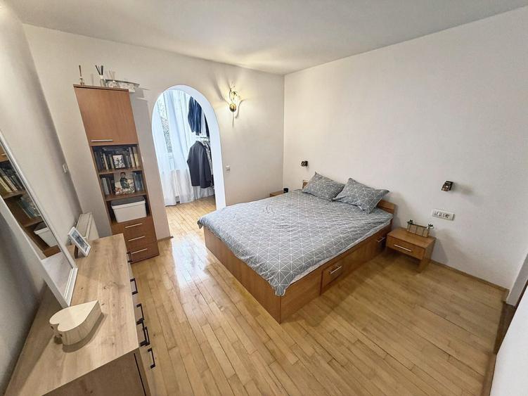 Apartament de vanzare cu 3 camere, in Alba Iulia