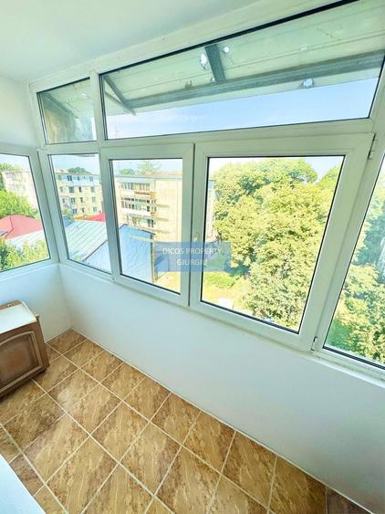 Apartament 2 camere, decomandat – Zona Centrală, bloc Lumina