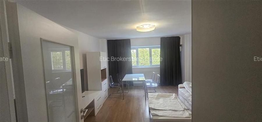 Inchiriere apartament 3 camere Modern Mircea Voda-Splai - 2