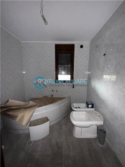 Royal Imobiliare - Vanzare Vila P+1 Bucov