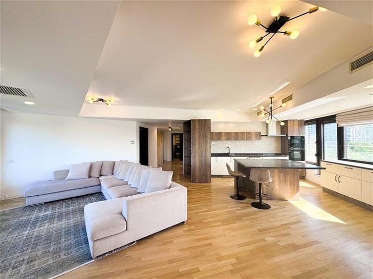Apartament tip Penthouse de inchiriat 4 camere Soseaua Nordului