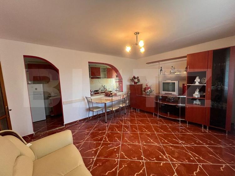 Casa de Vanzare, la podul jelnei ,cca 220mp.