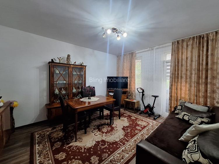 Apartament decomandat, 44 mp, parcare, strada Cetatii - 5