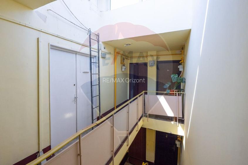Apartament 2 camere renovat, decomandat, gata de mutare – Florilor - 16