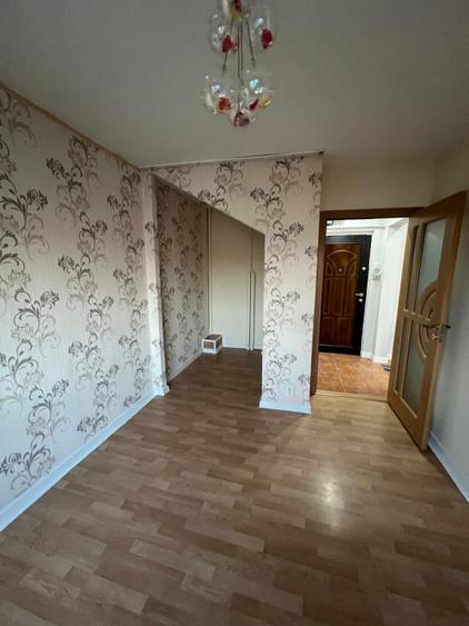 Apartament 4 camere, 74.64 mp, zona Craiovita Noua