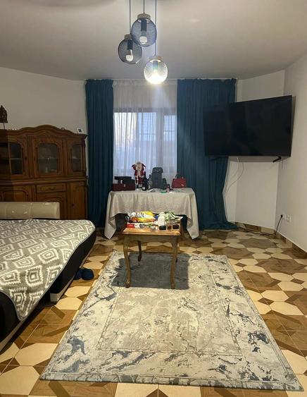 Casa , 5 camere , zona Valea Adanca
