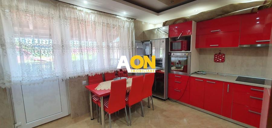 Casa P+1+M, 4 dormitoare, garaj, 500 mp teren, Micesti