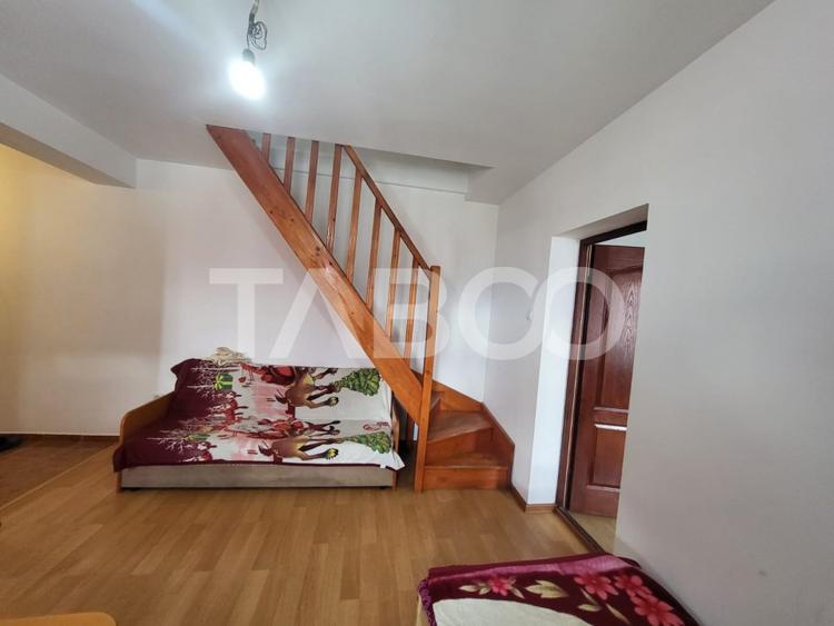 Apartament de vanzare 84 mp 4 camere pe 2 etaje zona Rahovei