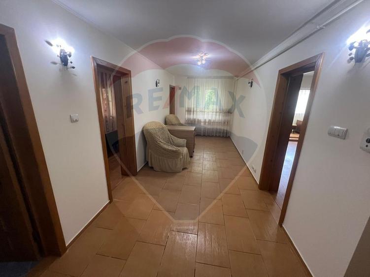 Apartament 2 camere str Carpati