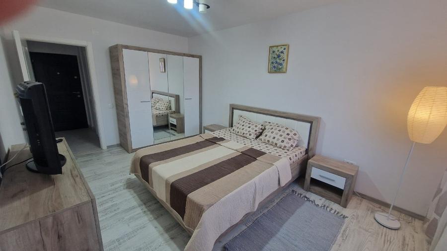 Apartament 2 camere de inchiriat zona Prima Shop