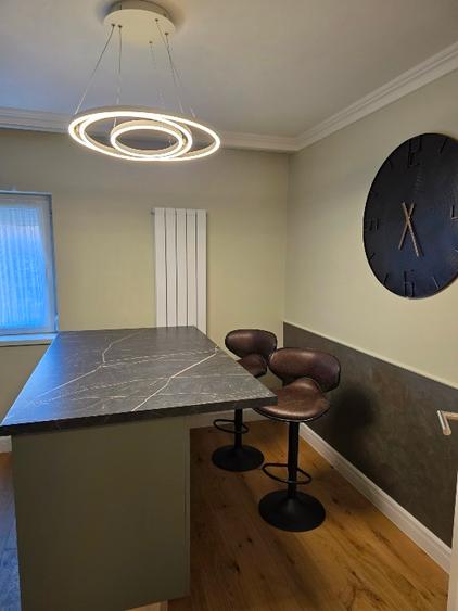 Proprietar vand apartament lux etaj 1 la 5 minute de Complexul Studentesc