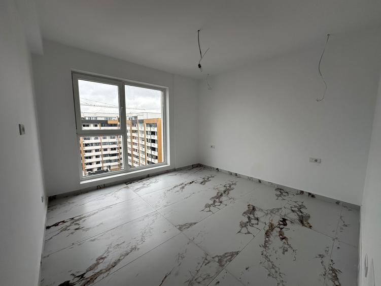 Apartament cu 3 camere decomandat-85 mp-3 minute de metrou Berceni