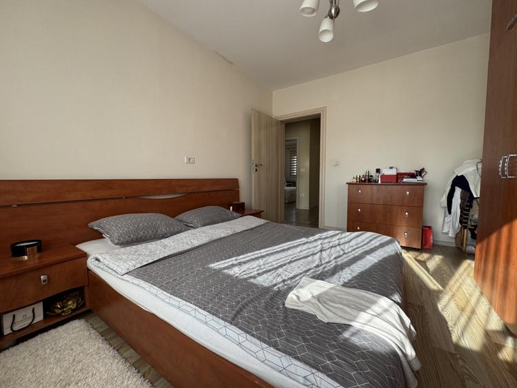 Duplex 4 camera, 120mp utili, 330mp teren-Mosnita Noua