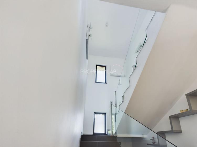 Vilă modernă cu 5 camere în Curtici - 18
