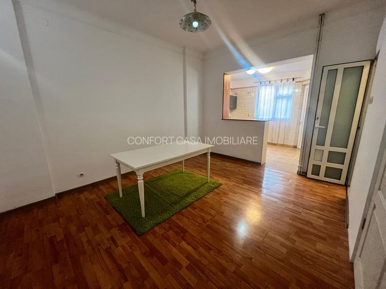 Calarasilor- Piata Muncii, vila 8 camere singur curte si teren 197 mp - 4