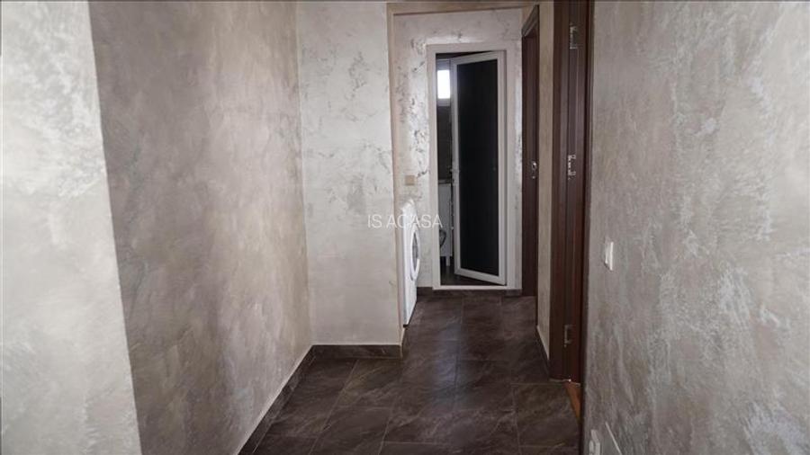 Apartament decomandat cu 3 camere la Ciuperca - 7
