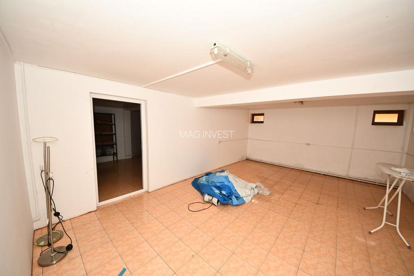 Vila spatioasa, pretabil pentru locuit/clinica, zona Micro 17 – Galati - 52