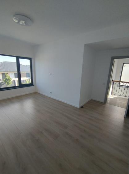 Vila Moderna Tunari, zona Buna, curte 300m
