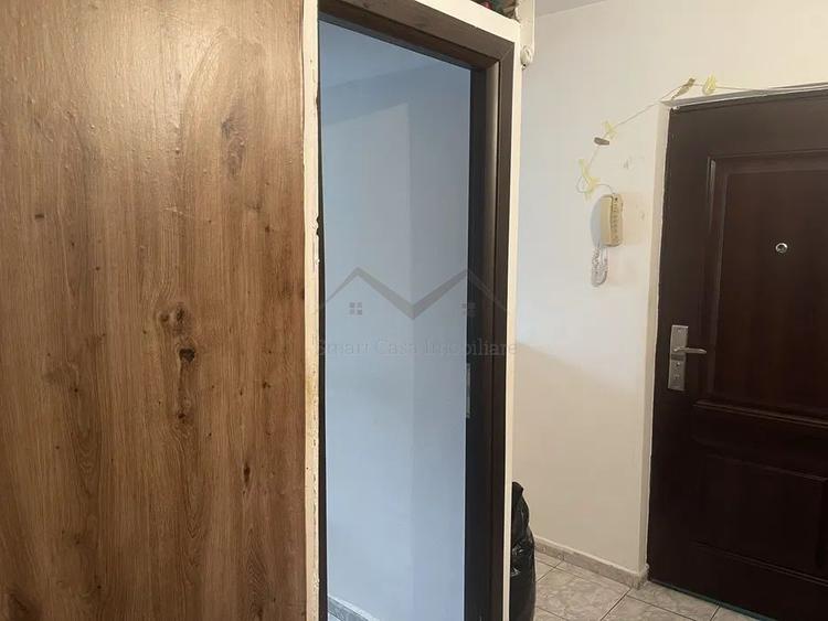 Apartament 3 camere Dacia, etaj intermediar