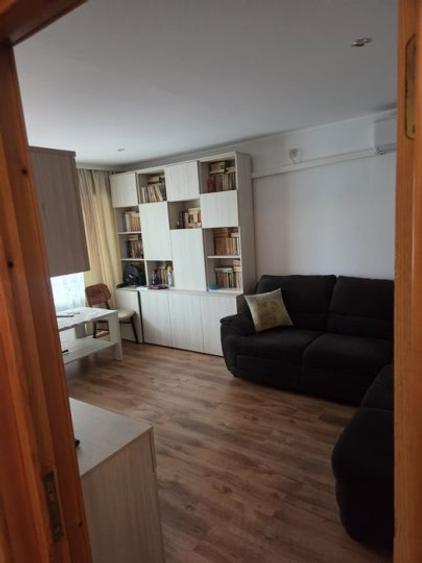 Apartament 3 camere decomandate zona Dacia