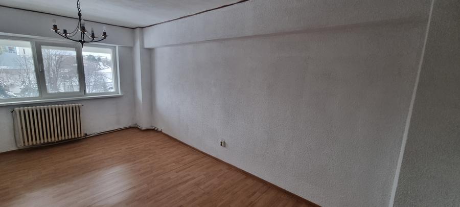 Apartament 4 camere zona Rapsodia cu garaj