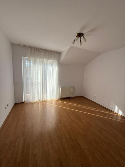 Casă de închiriat, 4 camere, 141 mp, Bună Ziua zona LIDL Bună Ziua