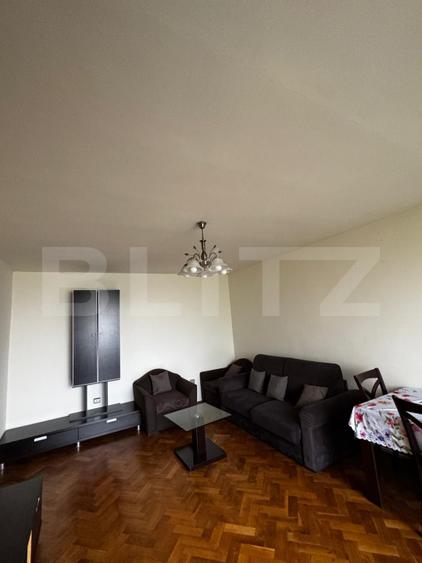 Apartament 3 camere, 75 mp, zona Plopilor